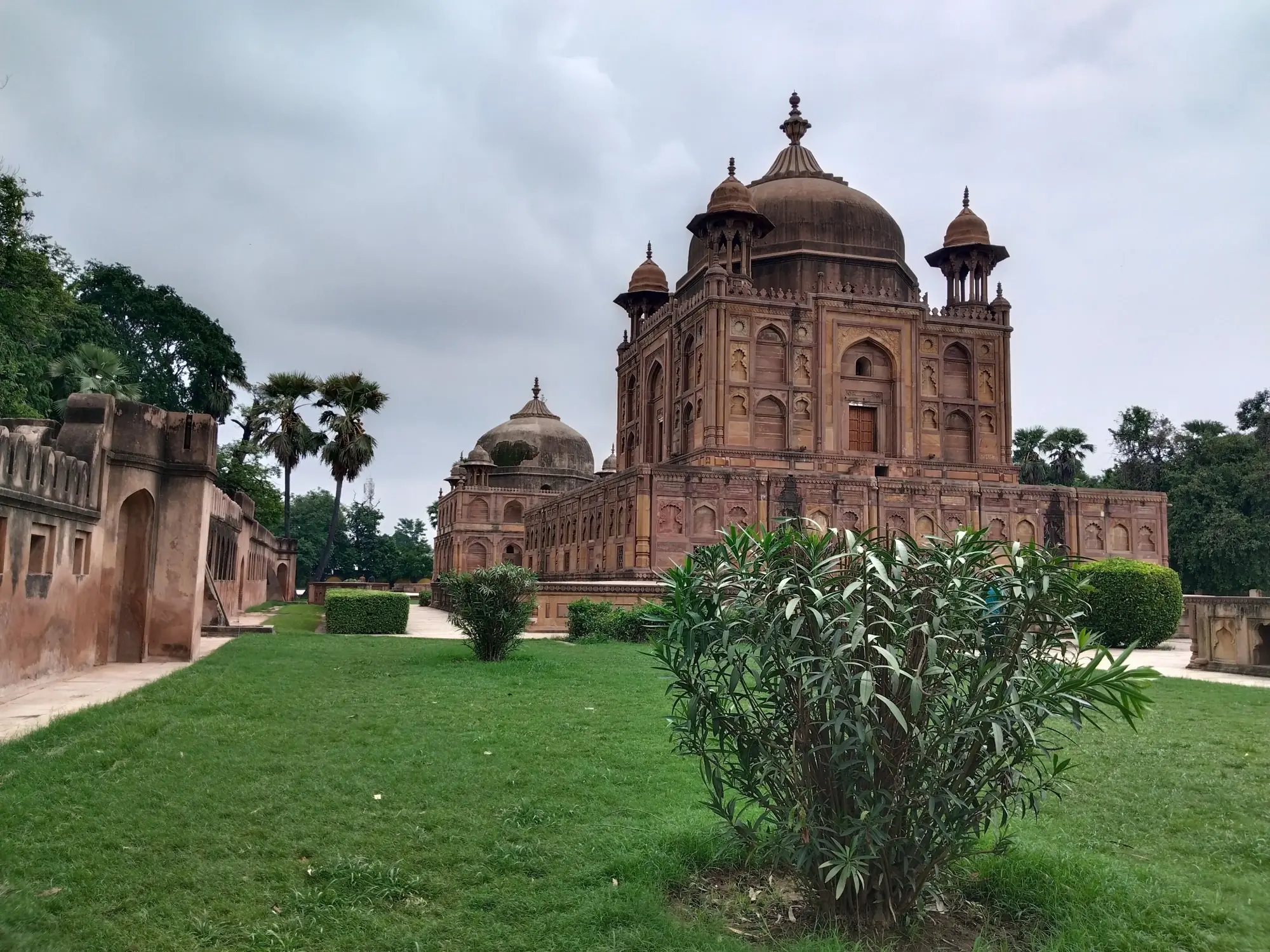 Khusro Bagh