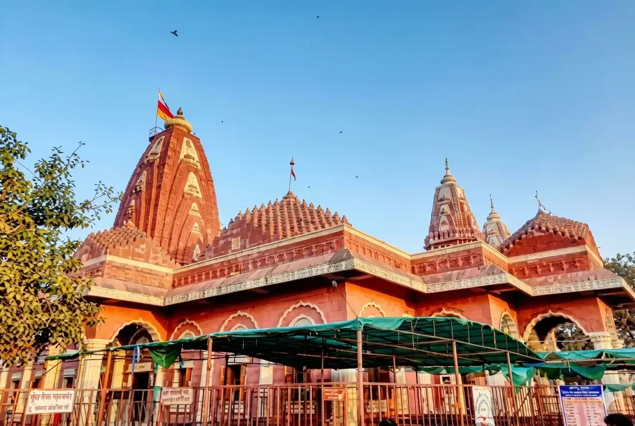 Nageshwarnath Temple