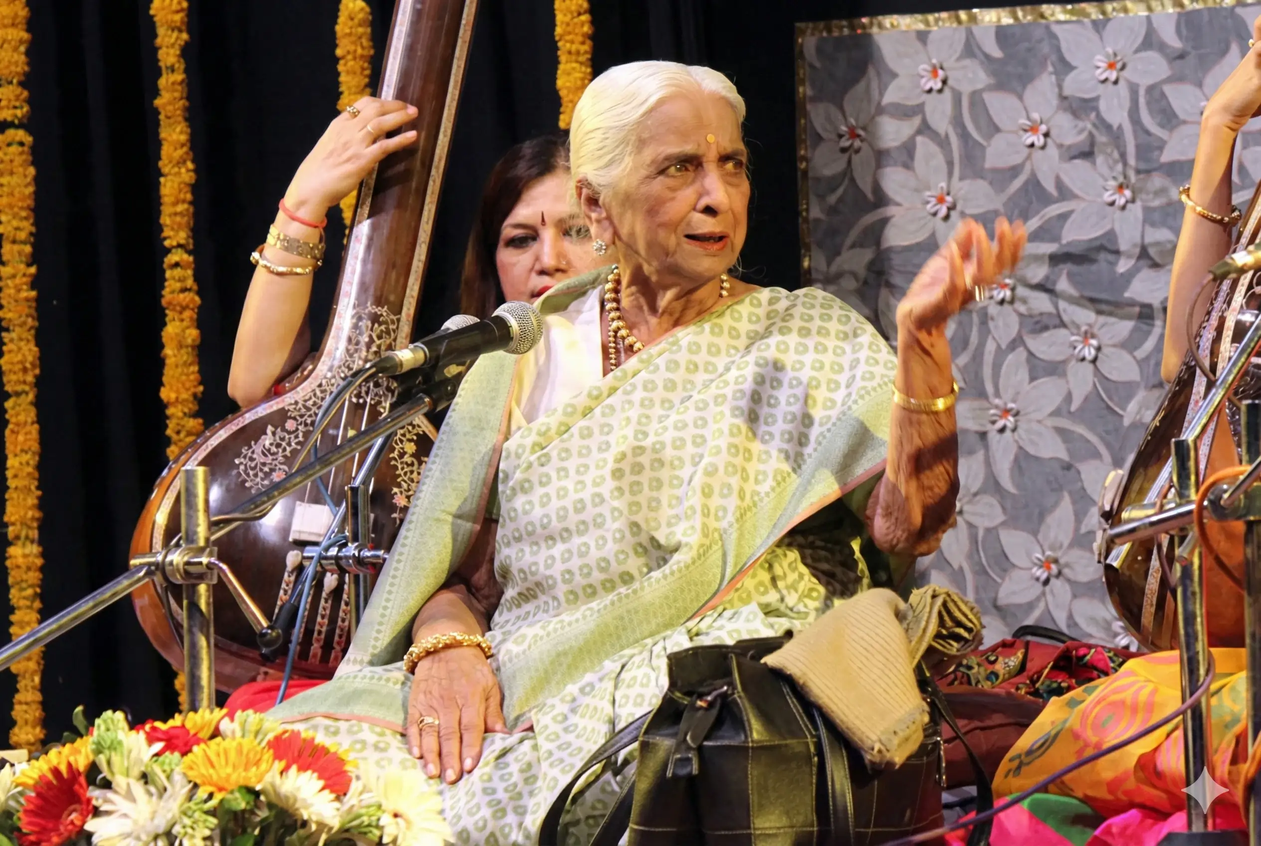 Vidushi Girija Devi